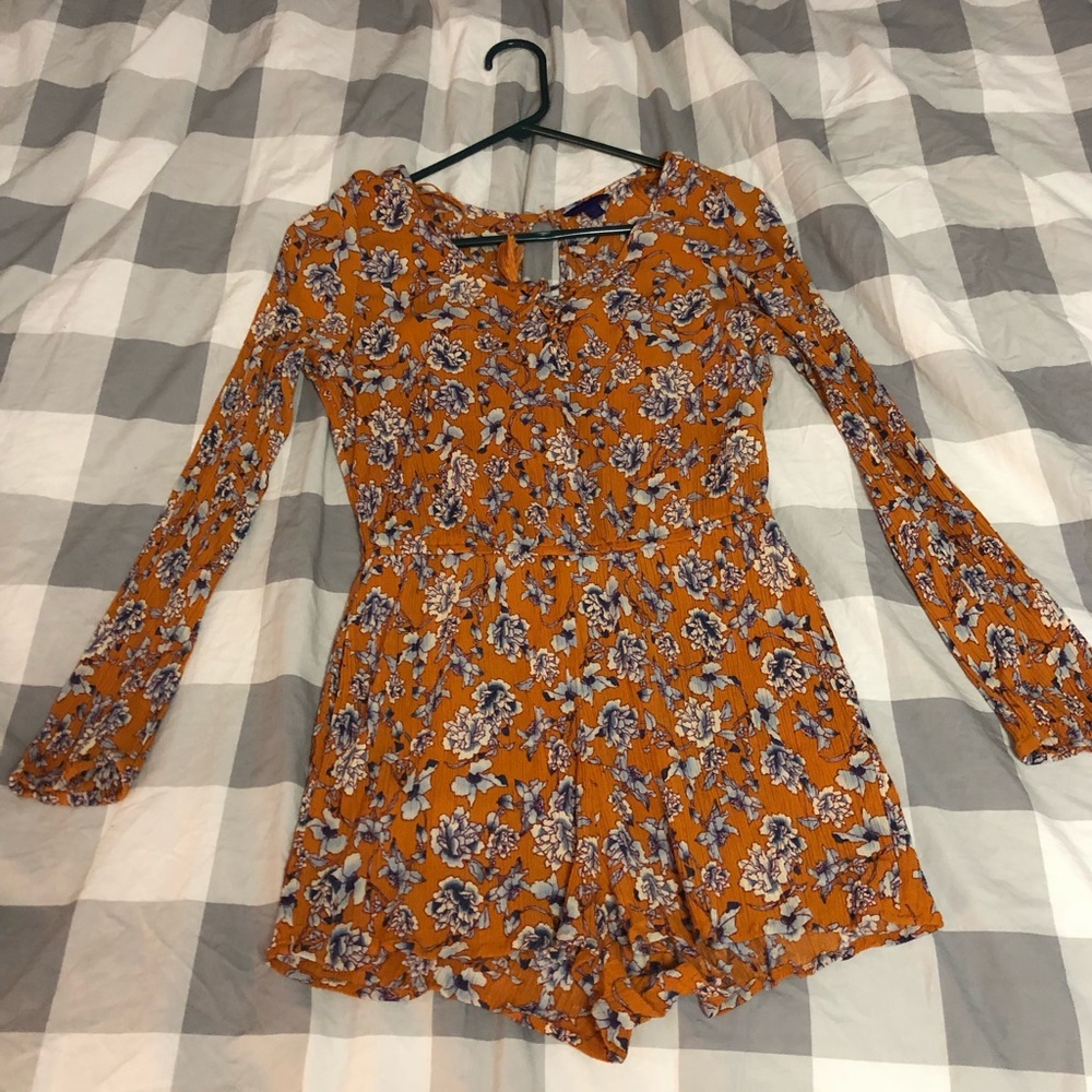 Long sleeve romper